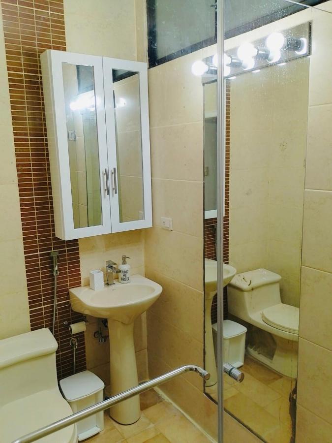 Large 2-Bedroom Apartment, Close To The American Consulate جواياكيل المظهر الخارجي الصورة